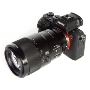 Sony FE 90mm f/2.8 Macro G OSS Lens